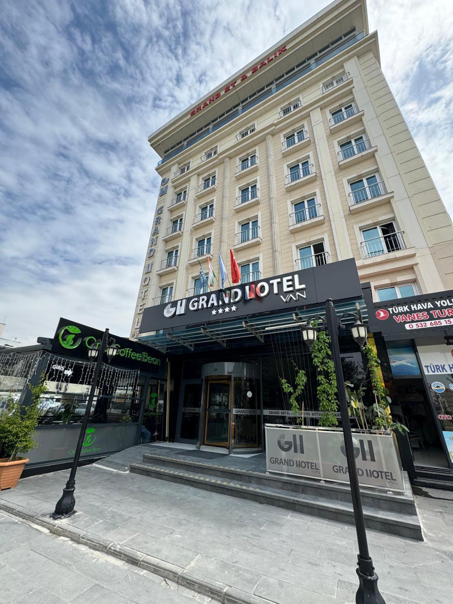 Grand Hotel Van Eksteriør billede